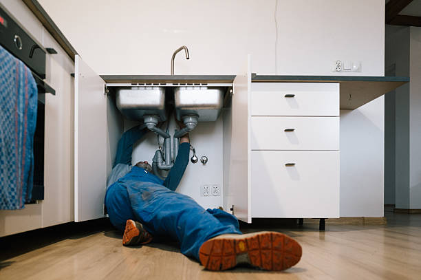 Professional Plumbing technician working in Niles, MI